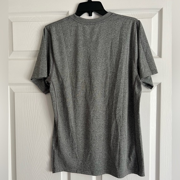 Nike dri fit shirt - Picture 4 of 4